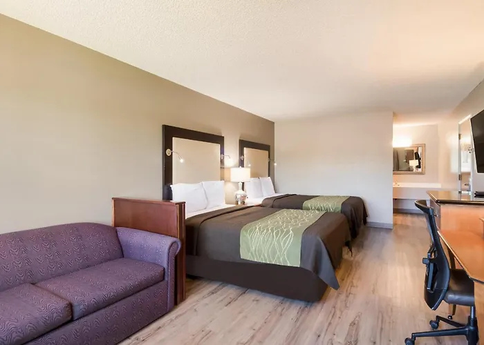 Rodeway Inn & Suites Hwy 217 & 26 W