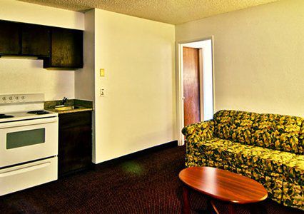 Rodeway & Hwy 217 & 26 W Hotel